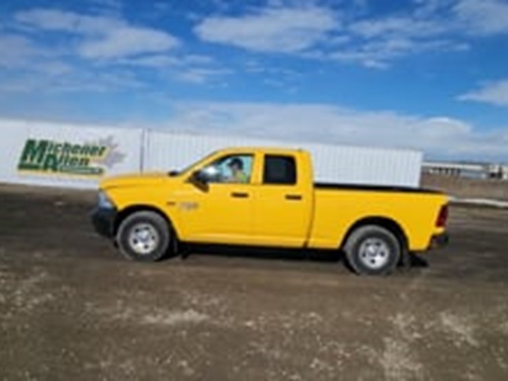 2019-ram-1500-classic-image-5