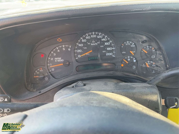 2005-chevrolet-silverado-3500-image-16