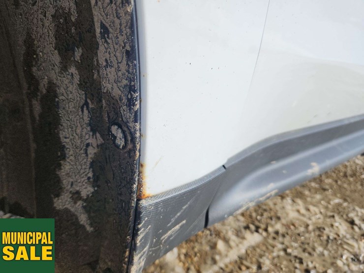 2015-chevrolet-equinox-lt-image-36