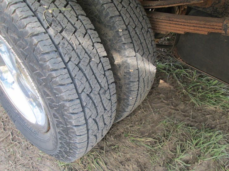 2011-dodge-3500-image-5