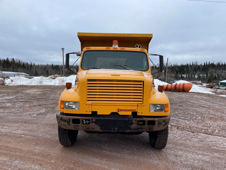 1991-international-4900-image-2