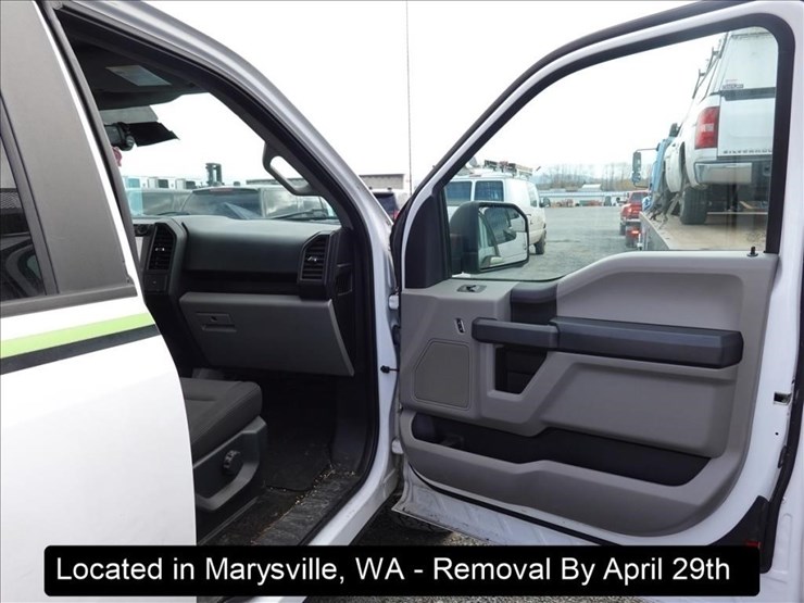 2018-ford-f150-xl-image-2