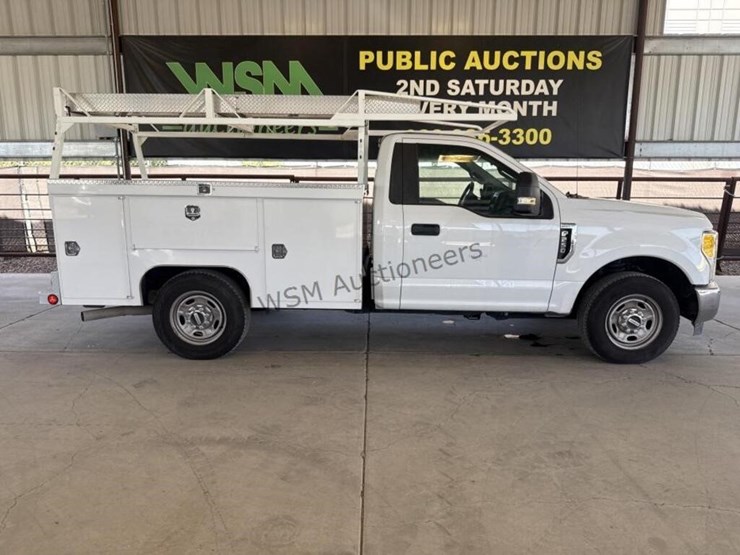 2017-ford-f250-image-1