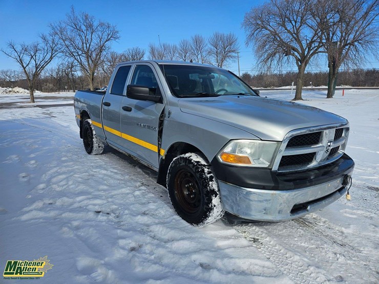 2012-dodge-1500-image-2