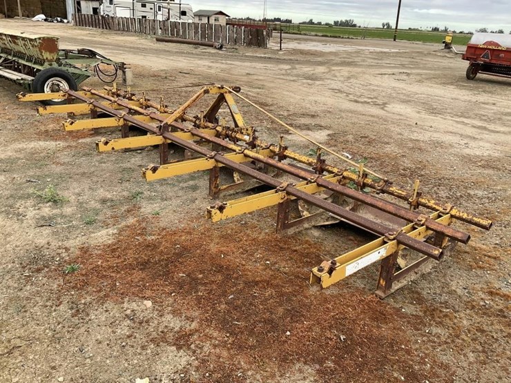 marvin-3-pt-6-row-30"-bed-shaper-image-6