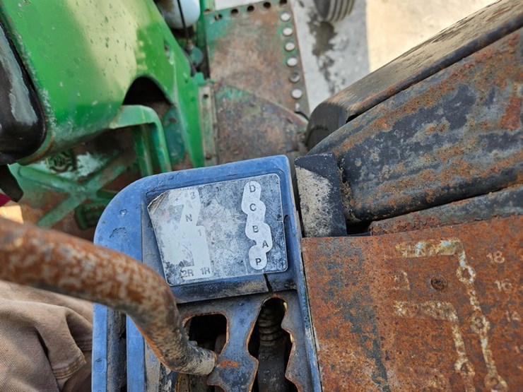 1982-john-deere-4240-image-33