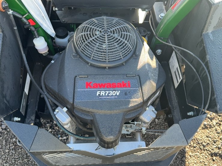 #4037-•-yakta-yxr-120-zero-turn-mower-image-9