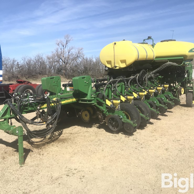 2012 JOHN DEERE 1770NT CCS