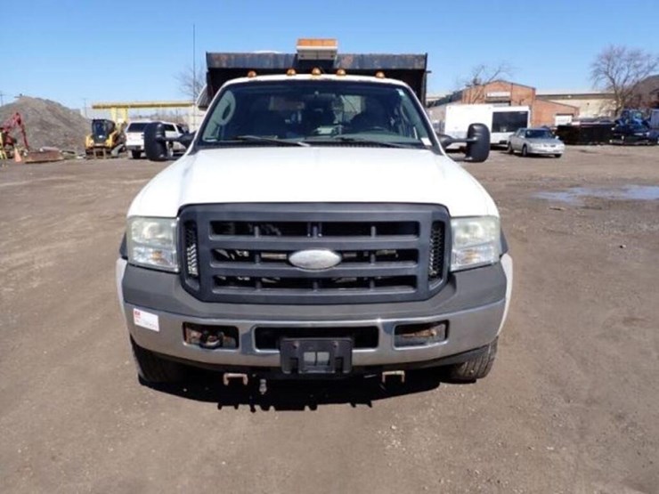 2007-ford-f550-xl-image-2