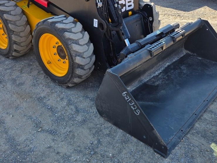 2024-jcb-215-image-6