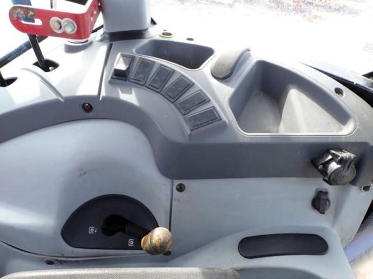 2014-new-holland-t4.75-image-18