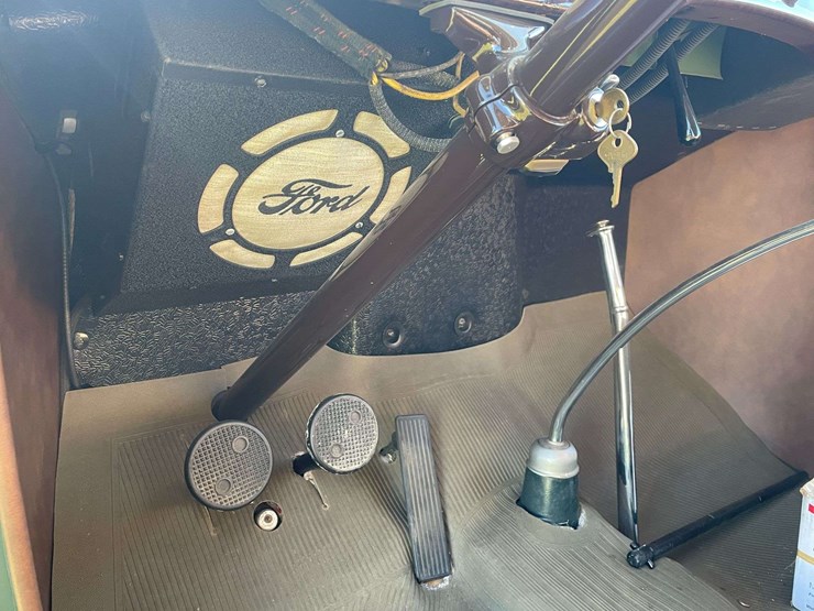 1936-ford-pheaton-image-62