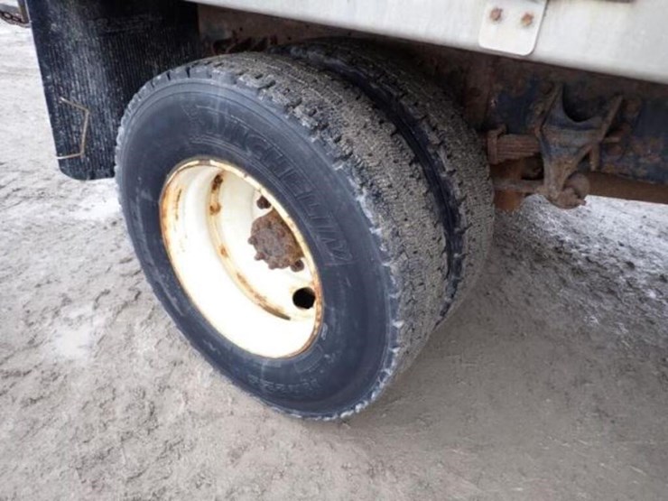 2006-ford-f650-xlt-image-47