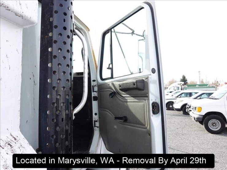 2001-international-4900-image-6