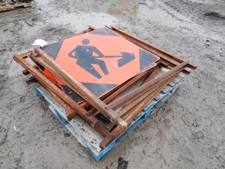 qty-of-road-work-signs-image-4