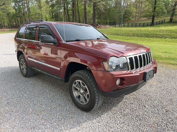 2007-jeep-grand-cherokee-image-15