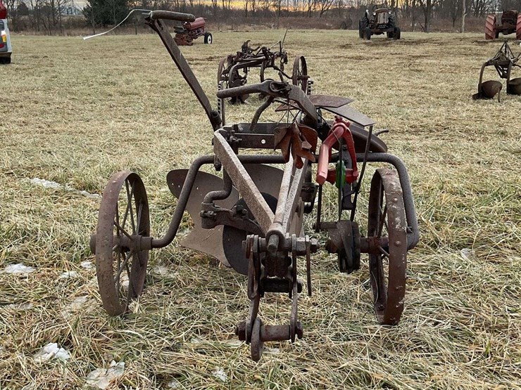 two-bottom-plow-image-9