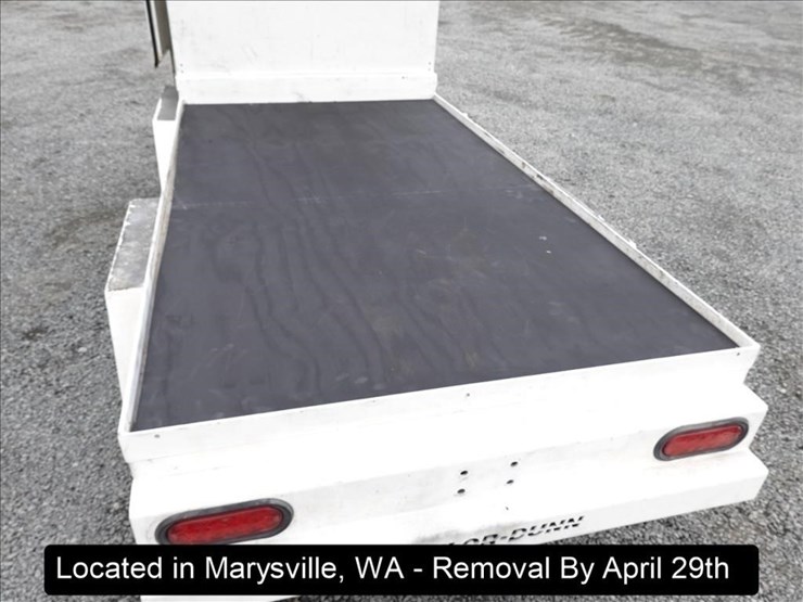 taylor-dunn-b2-48-image-10