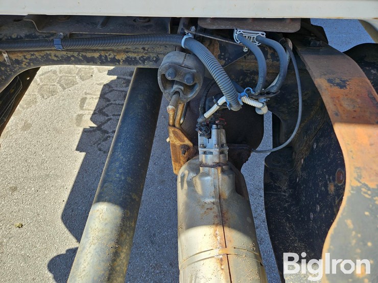 2011-dodge-ram-3500-image-10