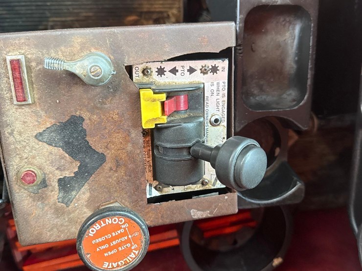 1999-peterbilt-357-image-22