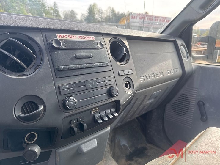 2014-ford-f450-image-26