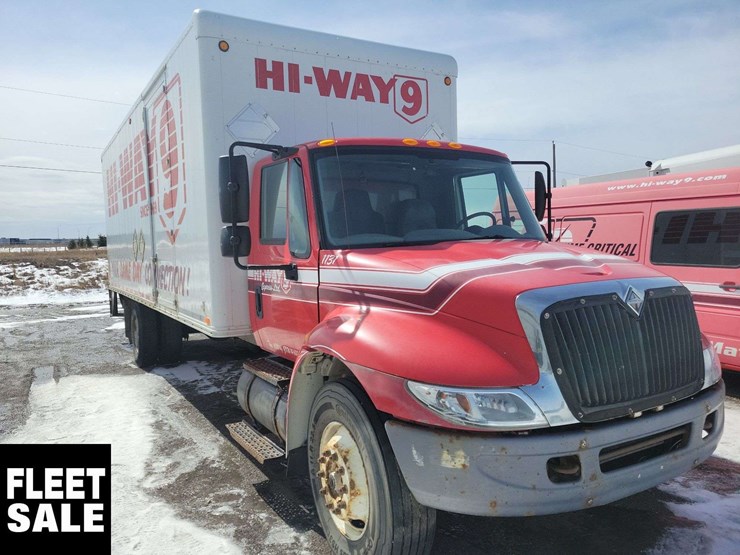 2007-international-durastar-4300-image-3