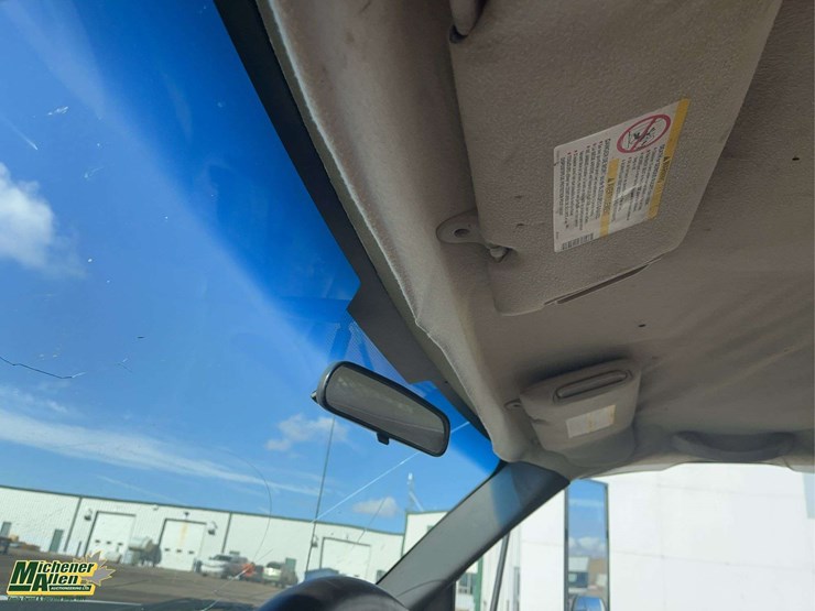 2005-chevrolet-silverado-3500-image-17