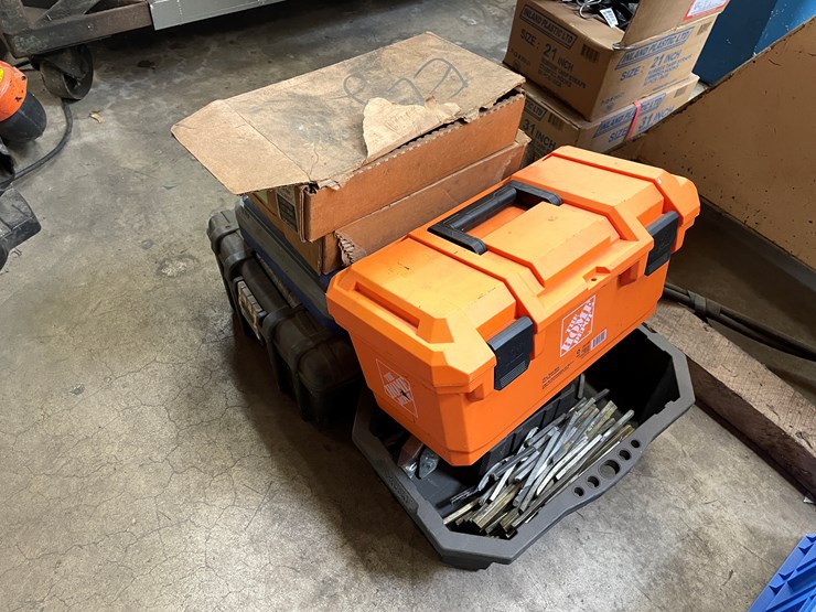 #2542-•-various-tool-boxes-and-tools-(columbia-heights,-mn)-image-1