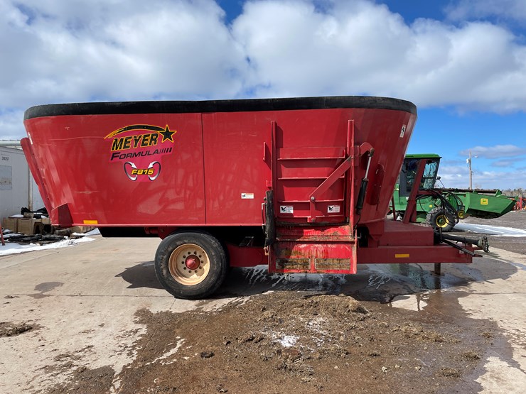 2021-meyer-f815-image-4