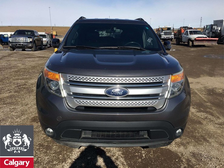 2014-ford-explorer-xlt-image-9