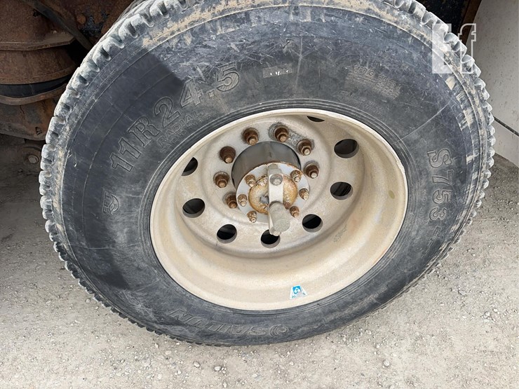 1998-kenworth-t800-image-16