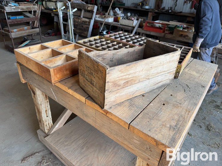 antique-wood-boxes-image-3