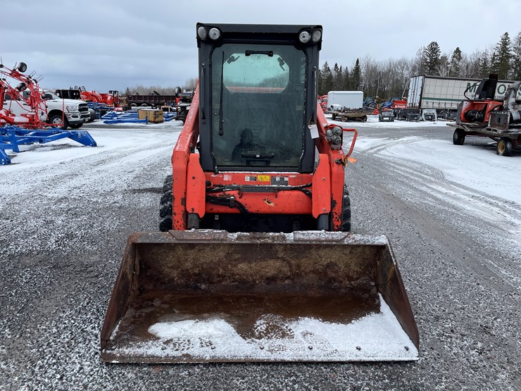 2022-kubota-ssv75-image-2