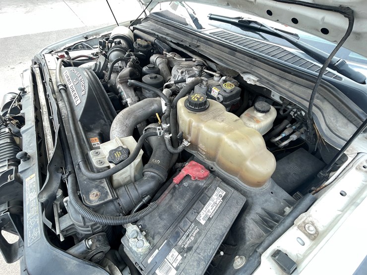 2009-ford-f550-image-10