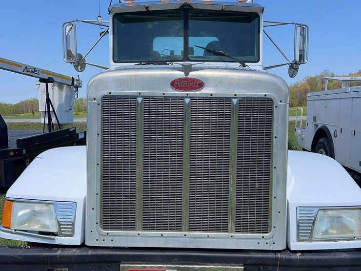 1989-peterbilt-375-image-17