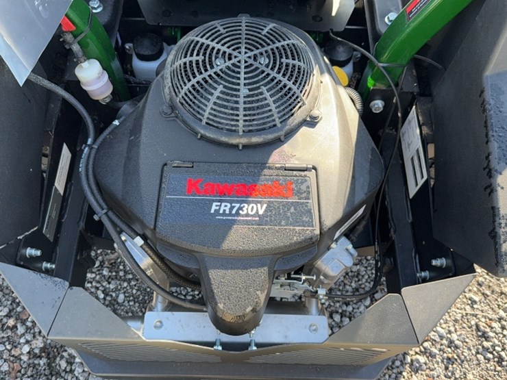 #4052-•-yakta-yxr-120-zero-turn-mower-image-9