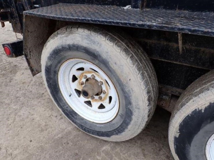 2017-miska-14-ft-tri/a-dump-trailer-image-25