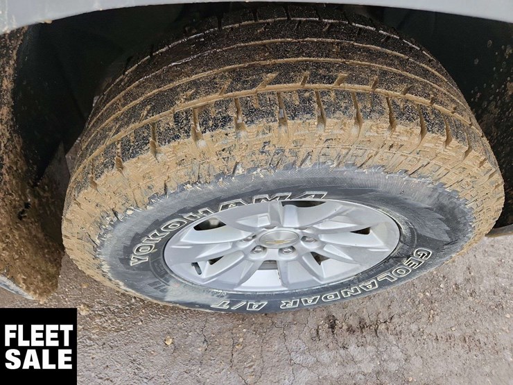 2023-chevrolet-silverado-1500-image-13