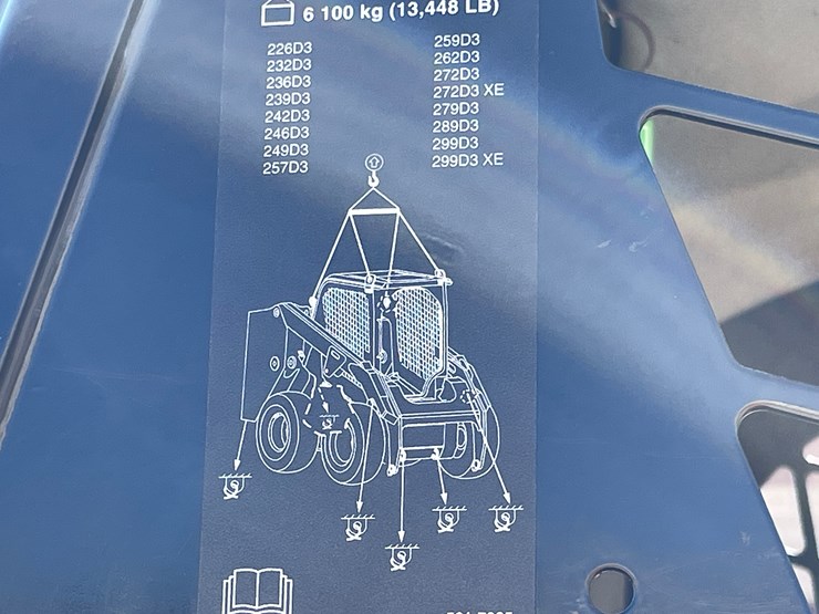 2019-caterpillar-259d3-image-38