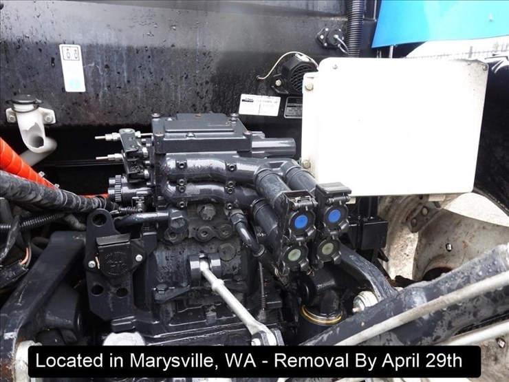 2012-new-holland-t6030-plus-image-34