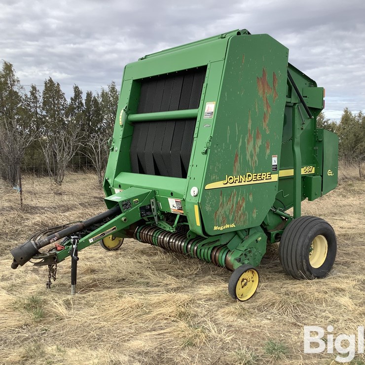 JOHN DEERE 567