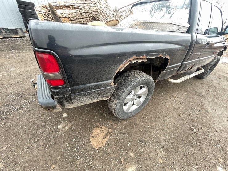 #204-•-1998-dodge-ram-truck-(has-wi-title)-(denmark,-wi)-image-22