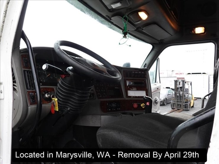 2006-kenworth-t2000-image-10