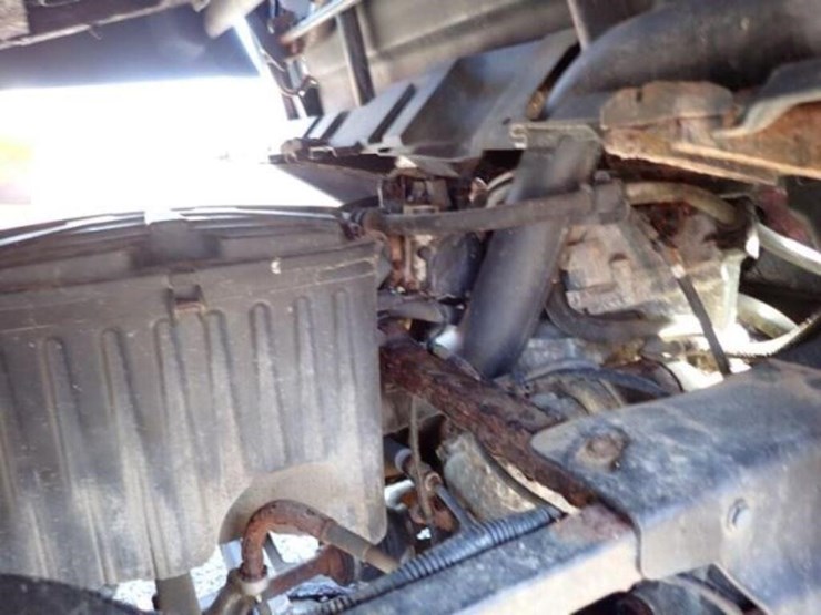 2016-pioneer-4x4-image-30