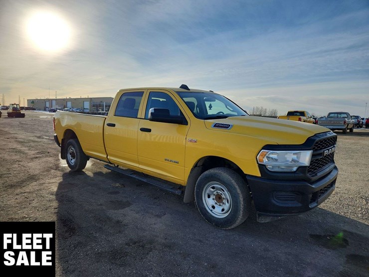 2019-dodge-2500-image-4