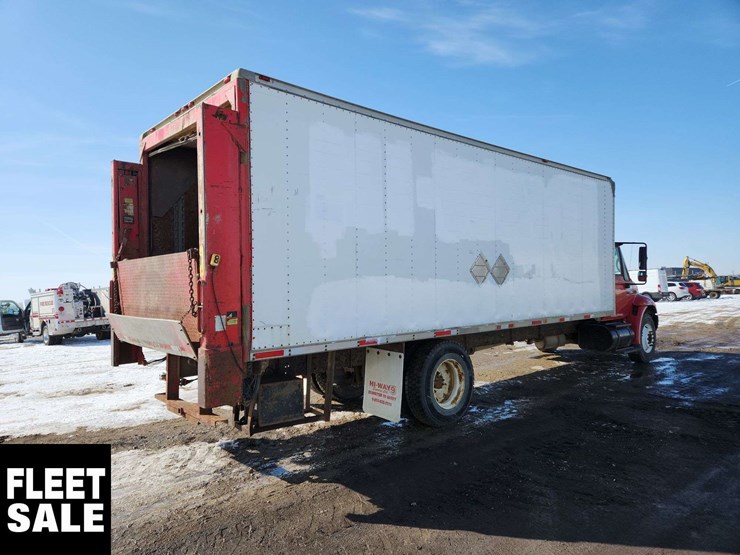 2006-international-durastar-4300-image-4