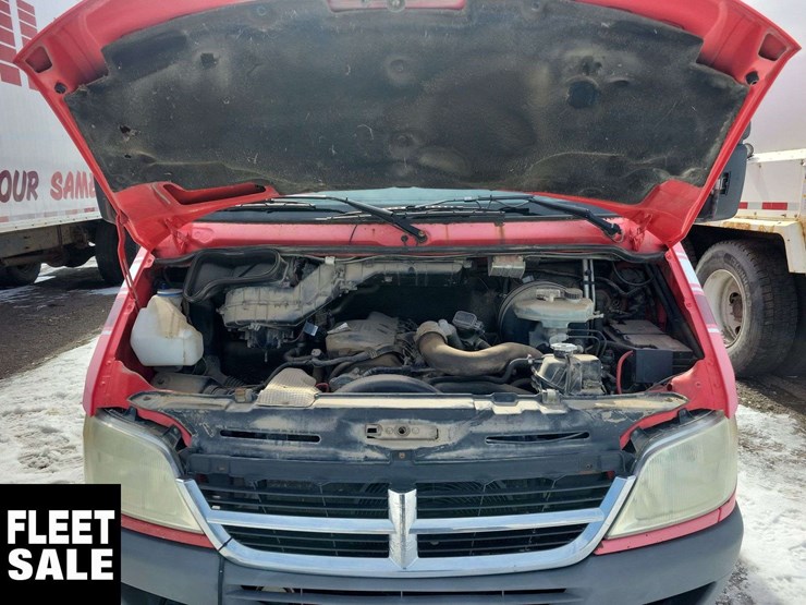 2005-dodge-sprinter-2500-image-26