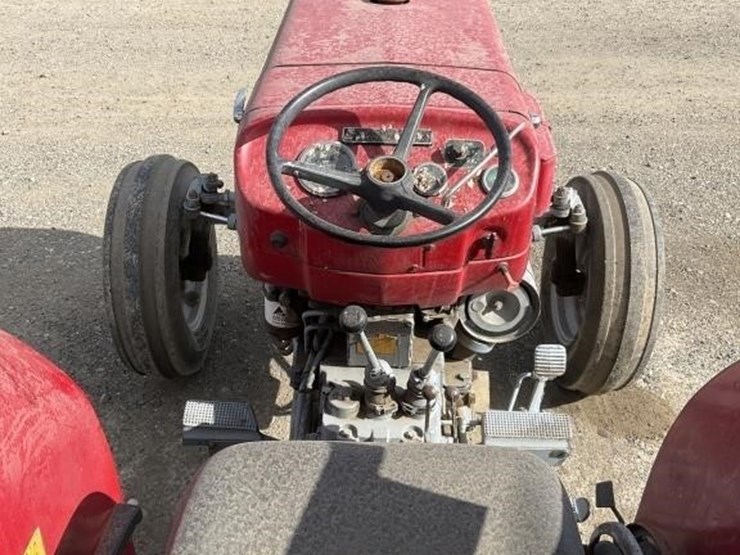 massey-ferguson-240-image-10