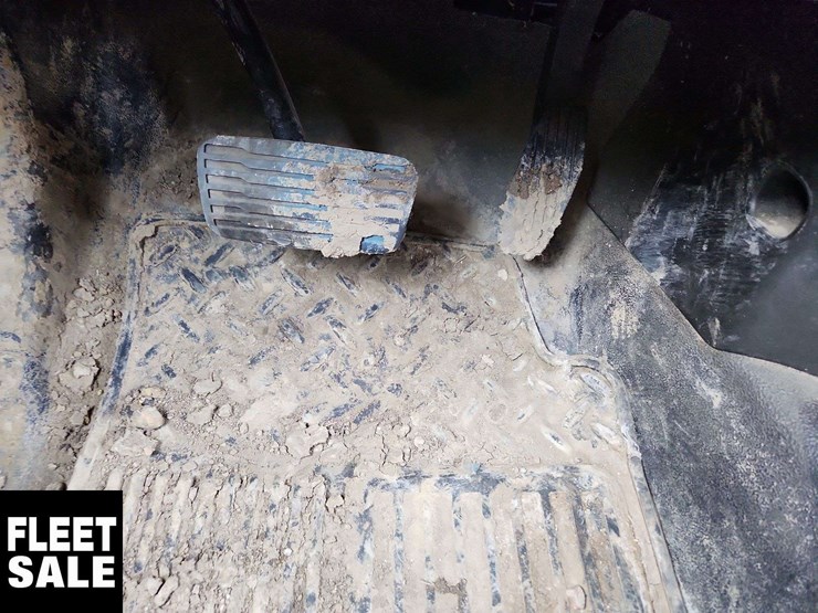 2022-chevrolet-silverado-1500-image-24