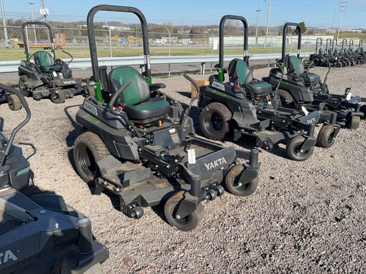 #4050-•-yakta-yxr-320-zero-turn-mower-image-3